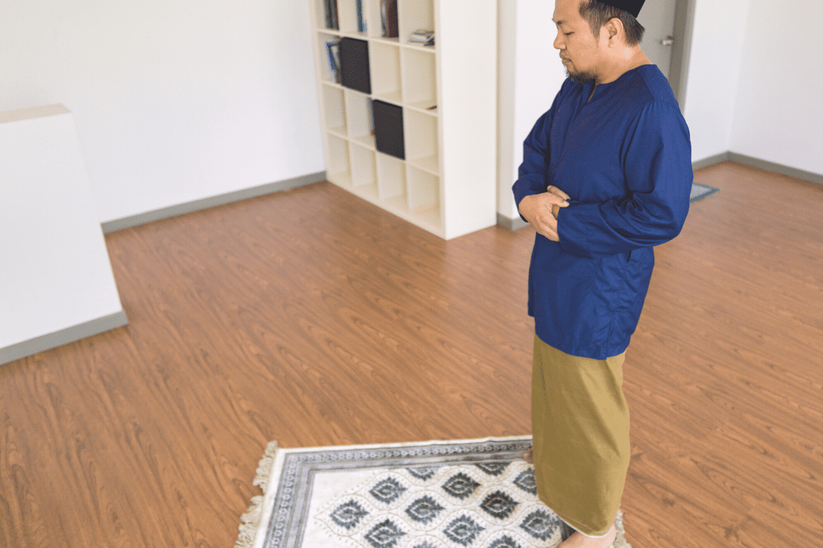 Rukun Solat Ada 13 (Ini Senarai Penuh Rukun Sembahyang)